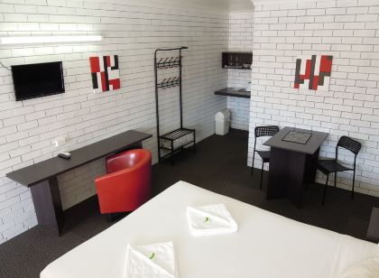 Jackaroo Apartments