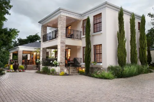 Blaauwheim Guest House Hotels in Somerset West