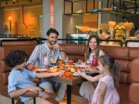 The WB Abu Dhabi Hotel, Curio Collection by Hilton - breakfast