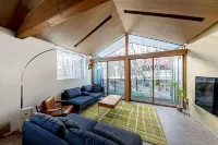 그레이 울프 샬레 八方尾根スキーパトロール兎平 A branch of the Ski-patrol of Happo-one 주변 호텔