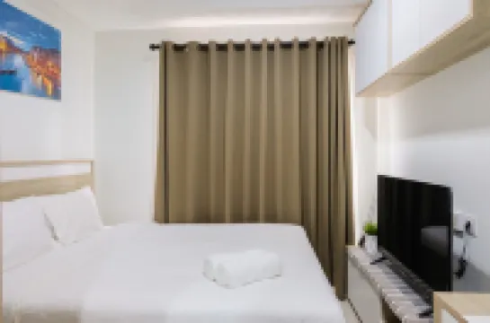 Elegant Studio Apartment at Springwood Residence