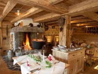 Gröbl-Alm Hotels in Mittenwald