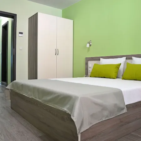 Visito Aparthouse