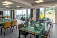 Rákóczi Hotel, Tábor és Rendezvényközpont Hotels in Sátoraljaújhely