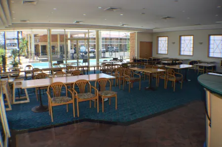 The Oxley Motel Dubbo Отели рядом со станцией Dubbo Station