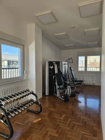 Novel Inn Отели рядом с достопримечательностью «Земун»