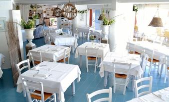 Rena Bianca Cugnana Verde Residence