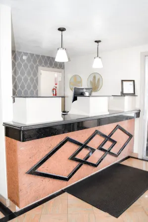 Attleboro Motor Inn Отели рядом с достопримечательностью «Route 126 Fish Market»