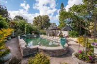 Forest Hall Guest House - Private Pools