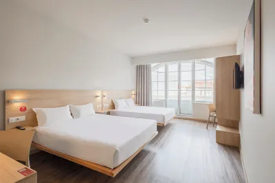 Moov Hotel Porto Centro