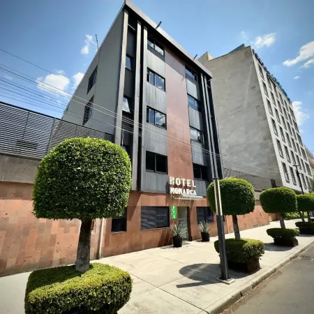 Hotel Monarca