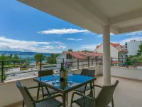 Apartments Villa Aquamarine Hotels in Duce