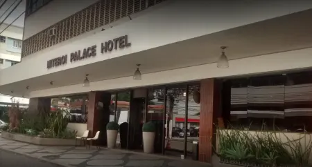 尼泰羅伊廣場飯店