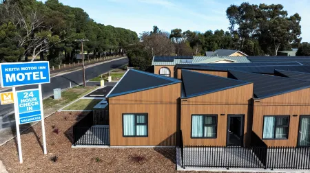 Keith Motor Inn Отели в г. Бордертаун