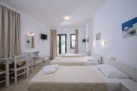 Dionysos Apartments & Studios Отели в г. 