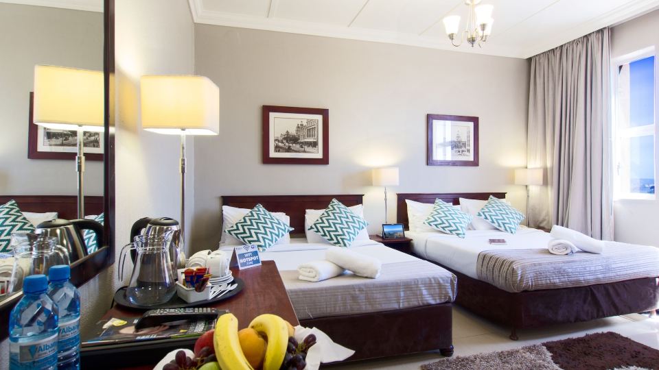 Albany Hotel