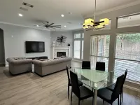 New Spacious 5-Bedroom Home for Large Family Hotels in Garland