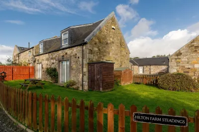 The Steadings - by StayDunfermline Hotels near Specsavers Opticians and Audiologists - Dalgety Bay