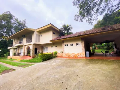 Hotel Campestre Santa Monica Pance Hotels near Iglesia Pentecostal Unida de Colombia Jamundí Cl15 Kr13
