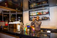 Onomo Hotel Kigali - Quầy bar