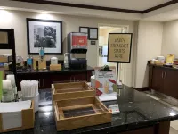 Hampton Inn Alpine - breakfast