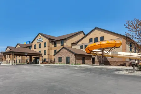 Comfort Inn & Suites Mitchell I-90