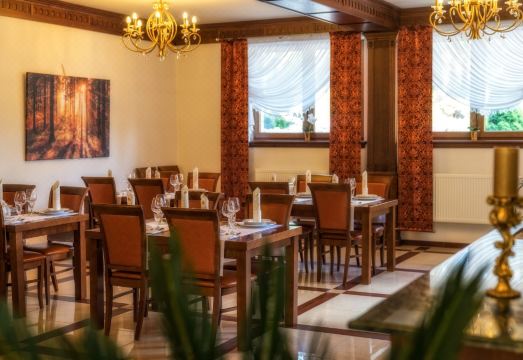 사델스키 드보르