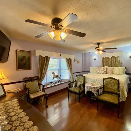 Penny Farthing Inn