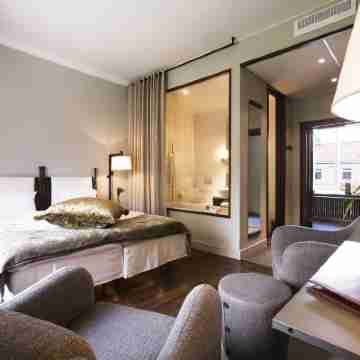 Ulfsunda Slott Rooms