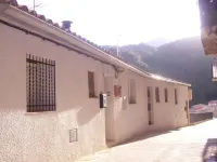 Ca les Barberes Hotels in Xerta