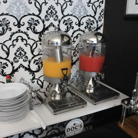 Halfway House Hotel