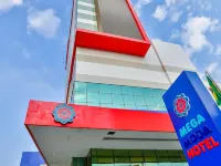 Mega Moda Goiania Hotel Hotels near Civic Square