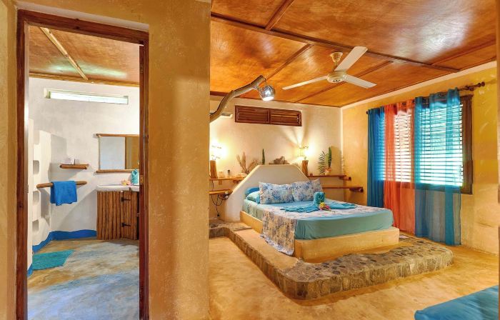 Chalet Tropical Hotel & Pool Bar Restaurant