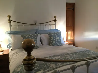 A peaceful ground floor apartment within our refurbished Sussex barn. Hotels near The Co-operative Wadhurst