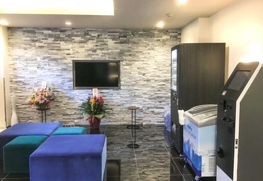 4. 호텔 라이브맥스..