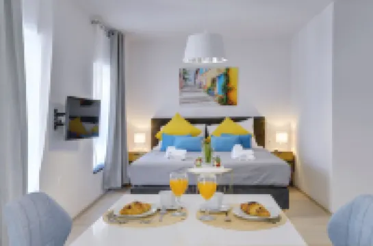 D&A Amphitheatre Apartments with Free Parking