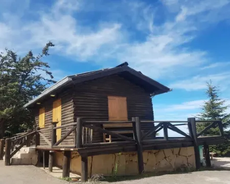 Boustany Guest House - Hostel Hotels in Barouk