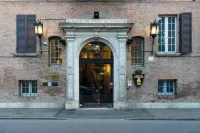 Duchessa Isabella Hotel & SPA Hotel in zona Poste Italiane