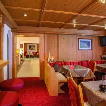 Hotel Garni Chasa Sulai