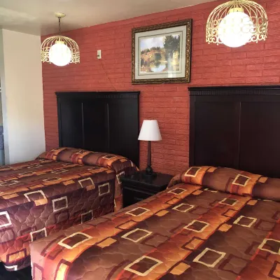 Economy Inn Hotels in Farmington