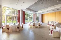 Acta Sant Just Hotels in Molins de Rei