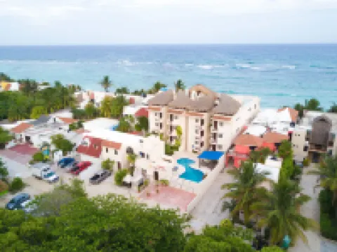 Aquatech Villas DeRosa Resort Hotels in Akumal