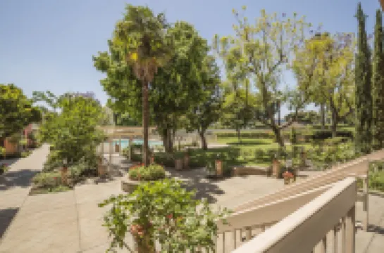 Ontario Airport Hotel & Conference Center