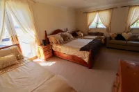 Bunny Meadows Holiday Farmhouse Near Carmarthen & Pembrokeshire