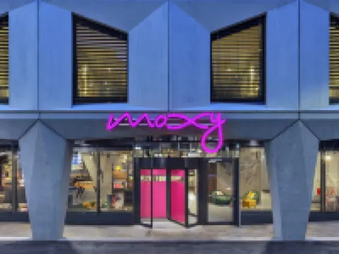 Moxy Lausanne City Hotéis em Lausanne