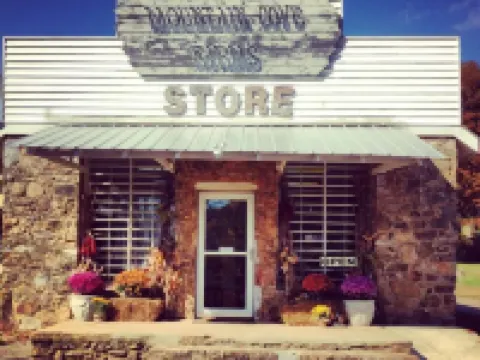 Mountain Cove Farms Resort Hotels in Walker County