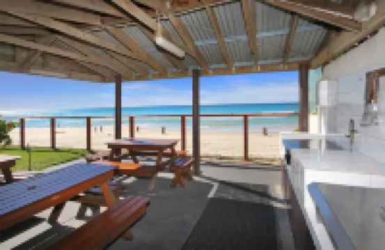 Spindrift on the Beach - Absolute Beachfront