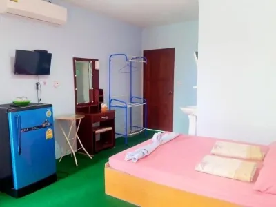 Ban Chomlay Resort Satun Hotels in Laem Son