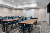 Hampton Inn & Suites Orangeville, on Hotels in Erin
