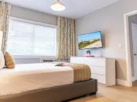 Beachside All Suites Hotel Hotels near North Beach